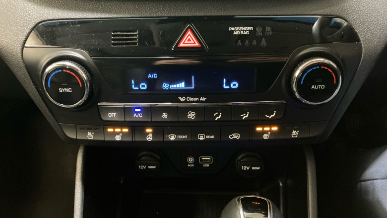 Hyundai Tucson 1.7 CRDi Blue Drive Premium SE 5dr 2WD DCT Diesel Estate
